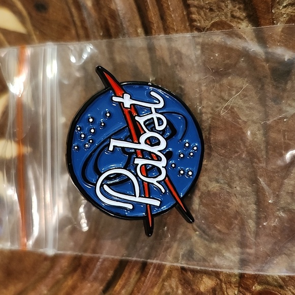 RARE Vintage Pabst Blue ribbon "NASA" style lapel pin - Picture 1 of 2